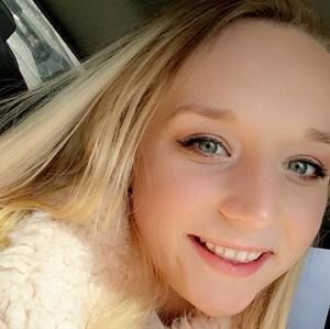 Meet your Posher, Mikayla